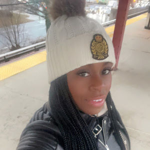 Meet your Posher, Camie056